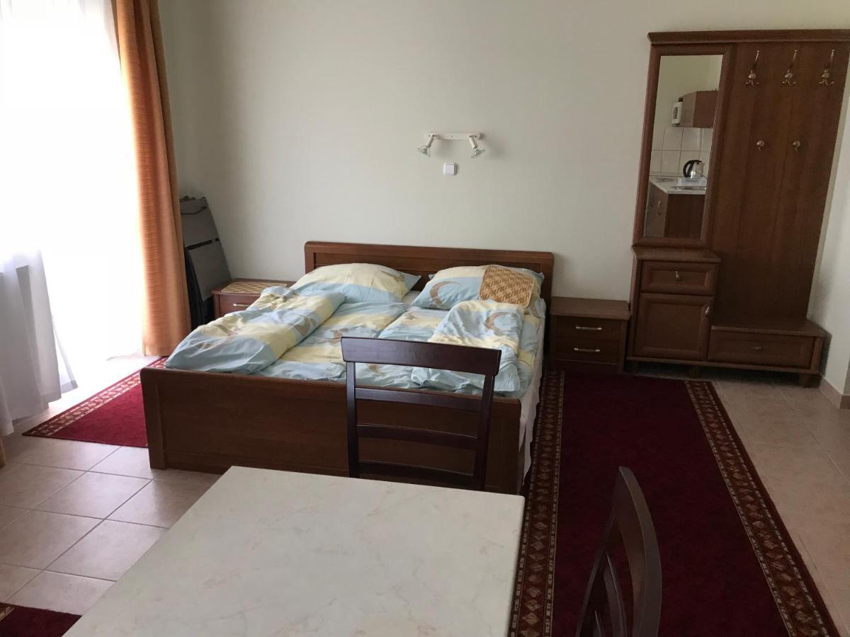 Izabella Panzio Bed and Breakfast Hajdúszoboszló Eksteriør billede