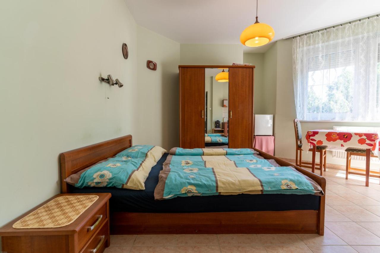 Izabella Panzio Bed and Breakfast Hajdúszoboszló Eksteriør billede