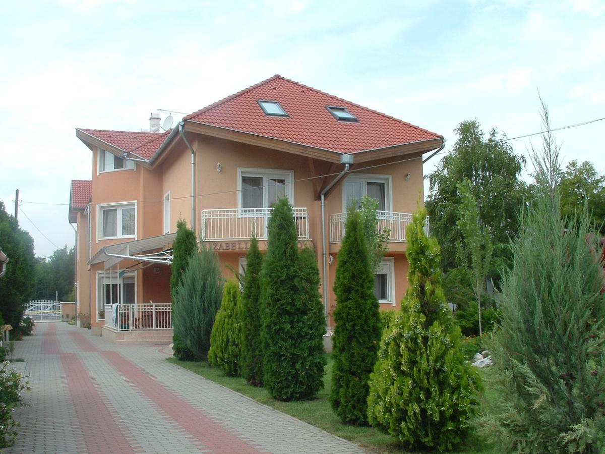 Izabella Panzio Bed and Breakfast Hajdúszoboszló Eksteriør billede