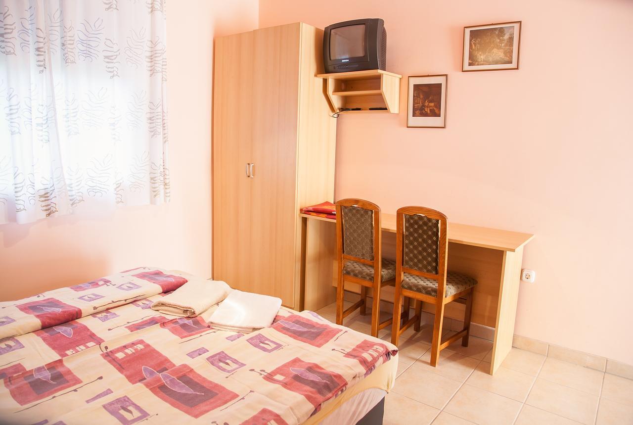 Izabella Panzio Bed and Breakfast Hajdúszoboszló Eksteriør billede